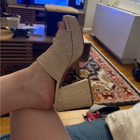 Gianni Bini basketweave platforms - Picture 2 of 6